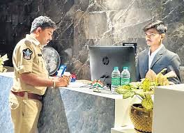 గుంటూరు పోలీస్ వరధి కార్యక్రమం