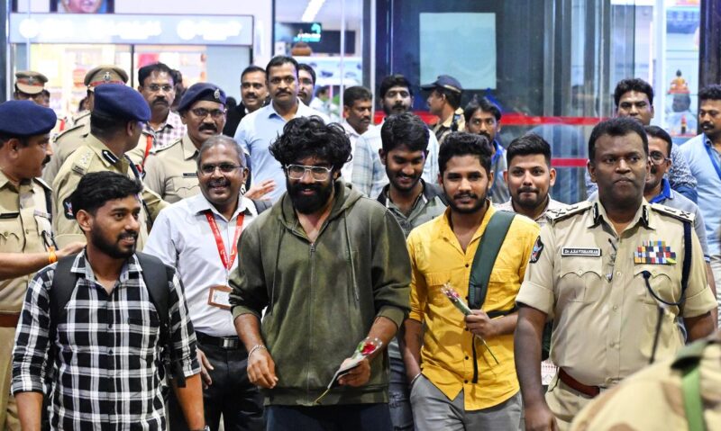 కాంబోడియాలో ఉద్యోగం పేరుతో విశాఖయువతపై మోసాలు: పోలీసులు పెద్ద వార్నింగ్