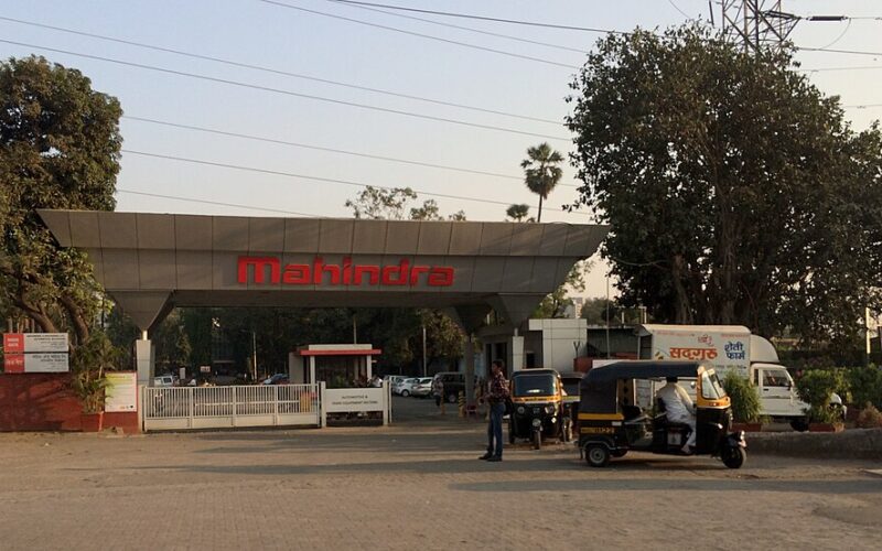 మహీంద్రా & మహీంద్రా మాహీంద్రా లాజిస్టిక్స్లో వాటాను 57.97%కి పెంచింది