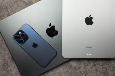 Apple 2026 ప్రారంభంలో ₹53,000 లోపు ధరతో సౌలభ్యం కలిగిన MacBook మోడల్ విడుదల చేయనున్నది