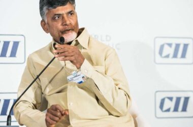 ఏపీ సీఎం చంద్రబాబు నాయుడు విశాఖలో CII భాగస్వామ్య సదస్సునకు పెట్టుబడిదారులను ఆహ్వానించారు