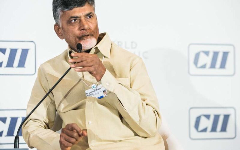 ఏపీ సీఎం చంద్రబాబు నాయుడు విశాఖలో CII భాగస్వామ్య సదస్సునకు పెట్టుబడిదారులను ఆహ్వానించారు