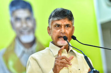ఏపీ సీఎం చంద్రబాబు నాయుడు, ప్రధాని మోదీని కర్నూల్, విజయవాడ ఈవెన్ట్స్కు ఆహ్వానించారు.