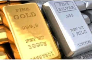 వెండి ధరలు ₹1,48,000కి చేరుకుని పెరుగుతున్న పరిస్థితి.