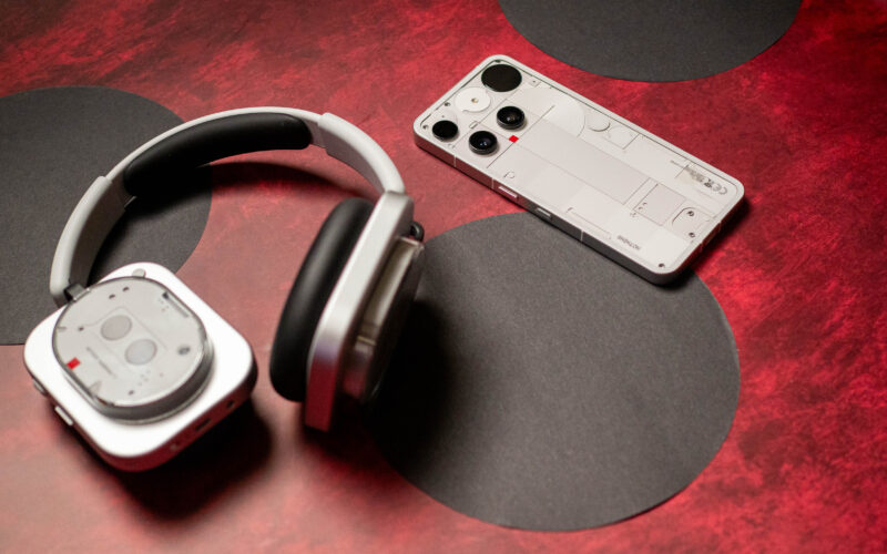 నథింగ్ సంస్థ కొత్త AI ప్లాట్‌ఫాం "Essential" అందుబాటులోకి