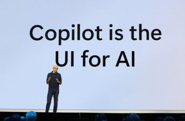 మైక్రోసాఫ్ట్ CEO సత్య నడెళ్ళా AI, డేటా సెంటర్లపై దృష్టిపెడుతున్నాడు