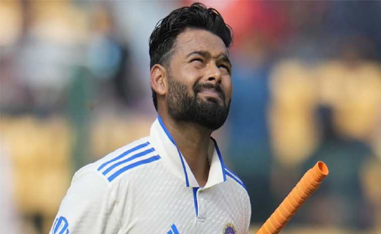 రిషభ్ పంత్ భారత టెస్ట్ జట్టుకు వైస్ కెప్టెన్‌గా తిరిగి వచ్చాడు